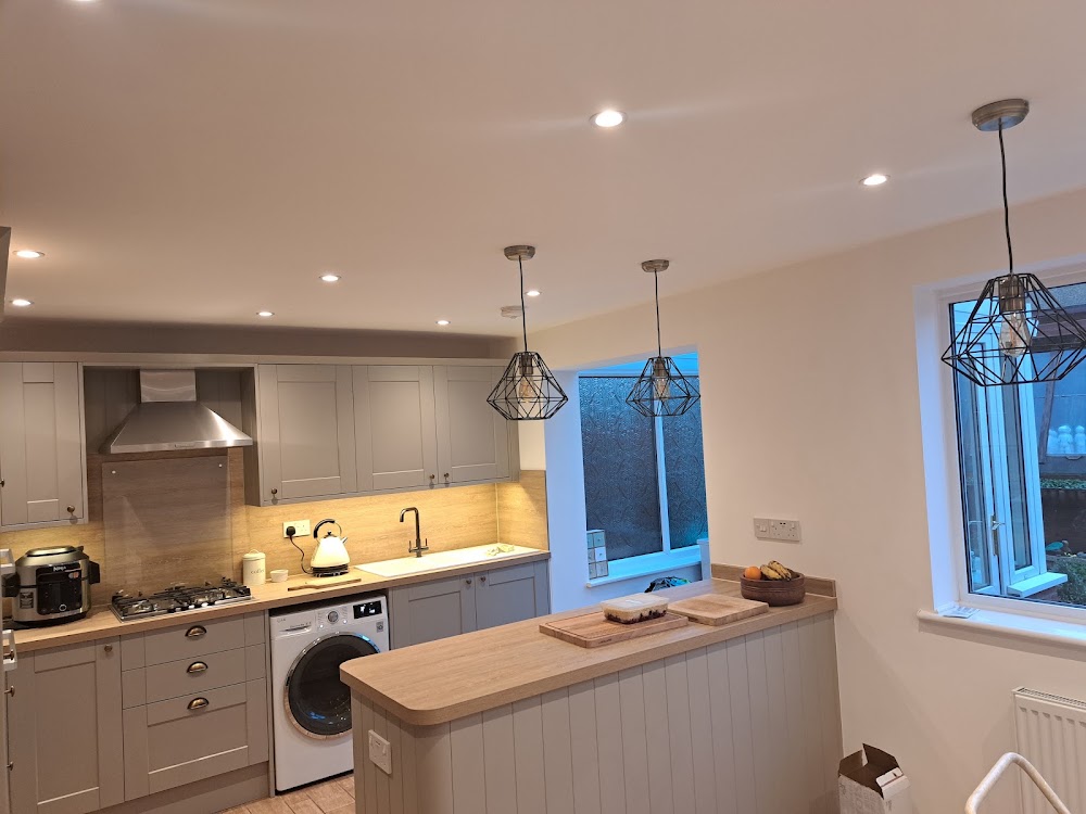 England's Finest Ltd, Kitchens - Bathrooms - Building